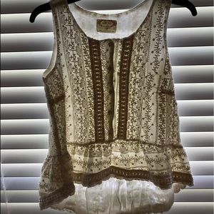 •cream lace top•